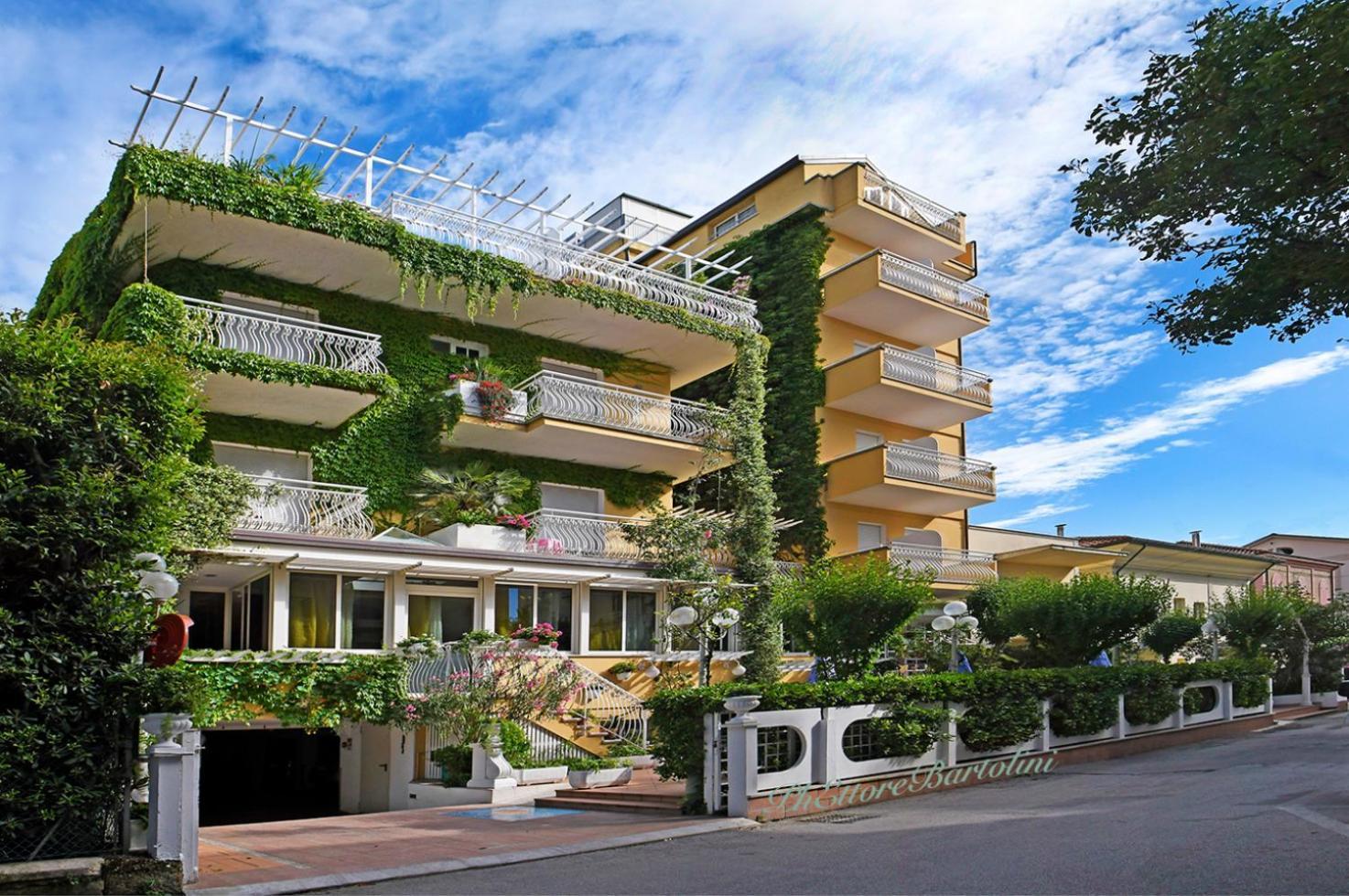 Hotel Marconi Cattolica Exteriör bild